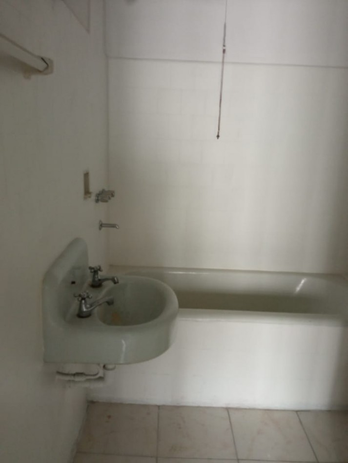 ADMINISTRACIONES Y MANDATOS - VENDE PROPIEDAD