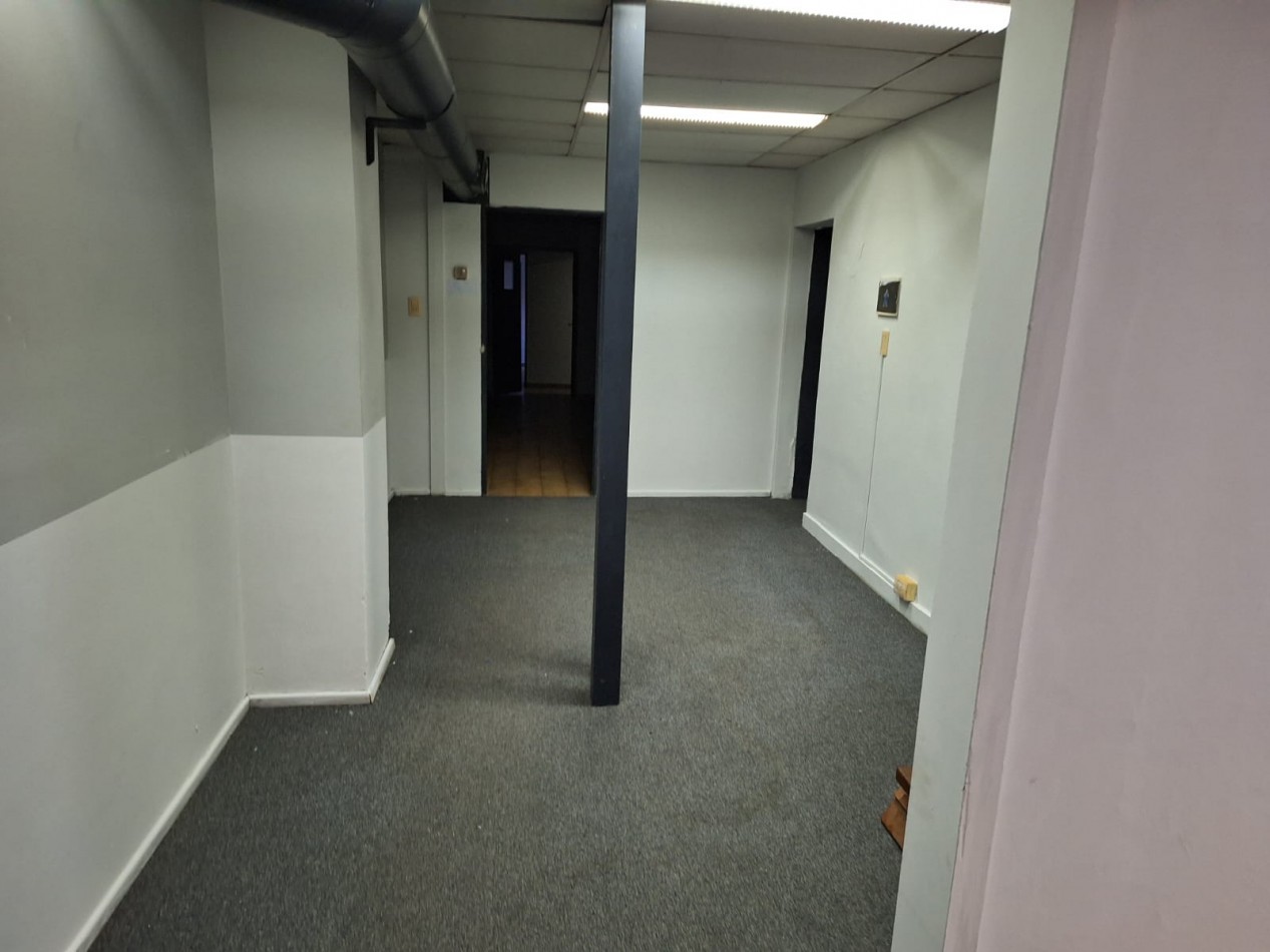 ADMINISTRACIONES Y MANDATOS - VENDE OFICINAS