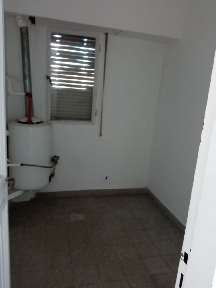 ADMINISTRACIONES Y MANDATOS - VENDE - 2 DORMITORIOS