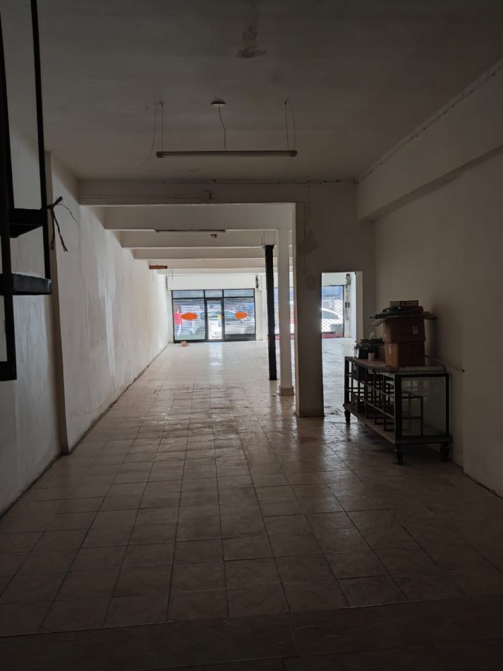 ADMINISTRACIONES Y MANDATOS - ALQUILA - LOCAL COMERCIAL