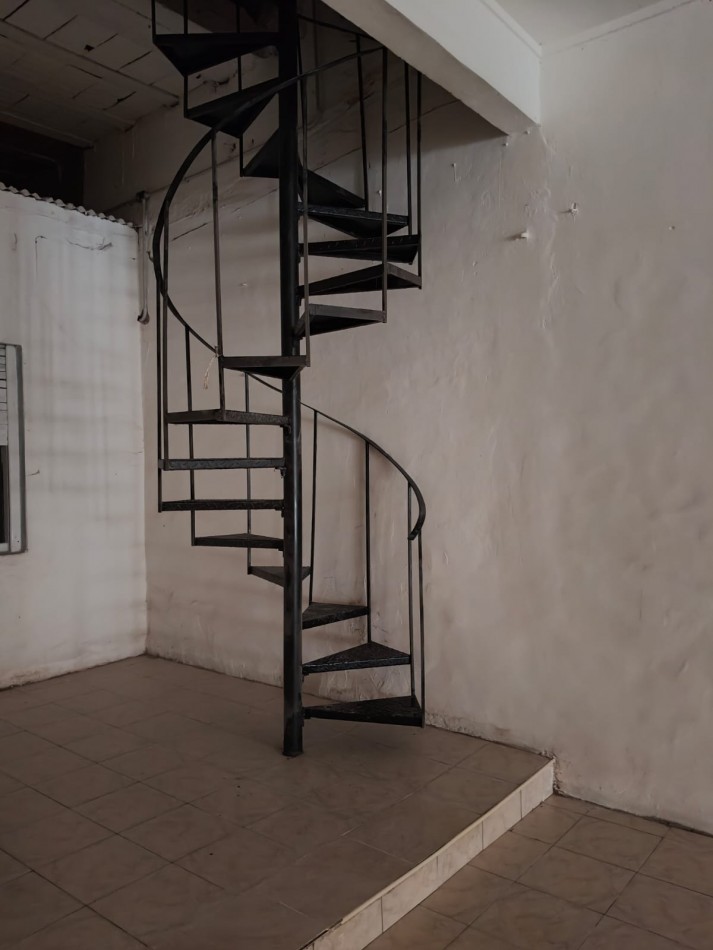 ADMINISTRACIONES Y MANDATOS - ALQUILA - LOCAL COMERCIAL