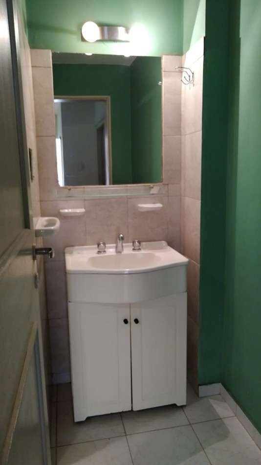 ADMINISTRACIONES Y MANDATOS - VENDE - 