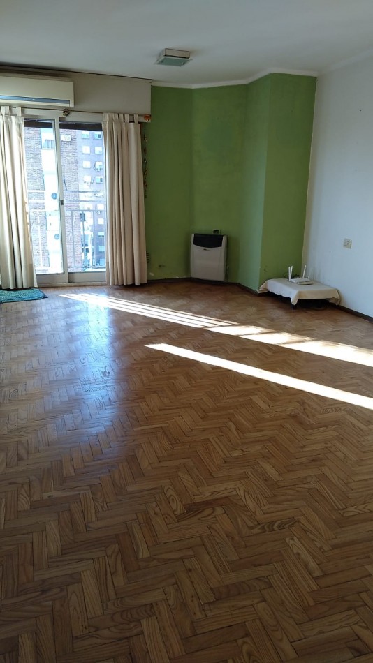 ADMINISTRACIONES Y MANDATOS - VENDE - 