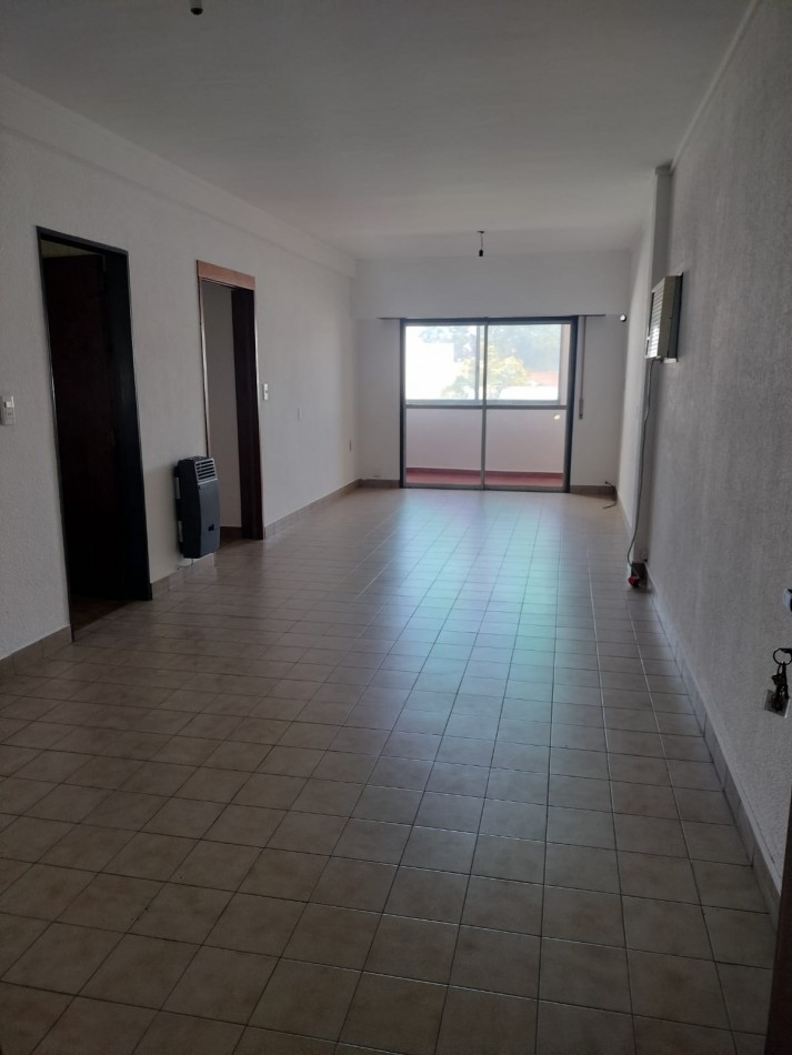 ADMINISTRACIONES Y MANDATOS - VENDE - 3 DORMIT