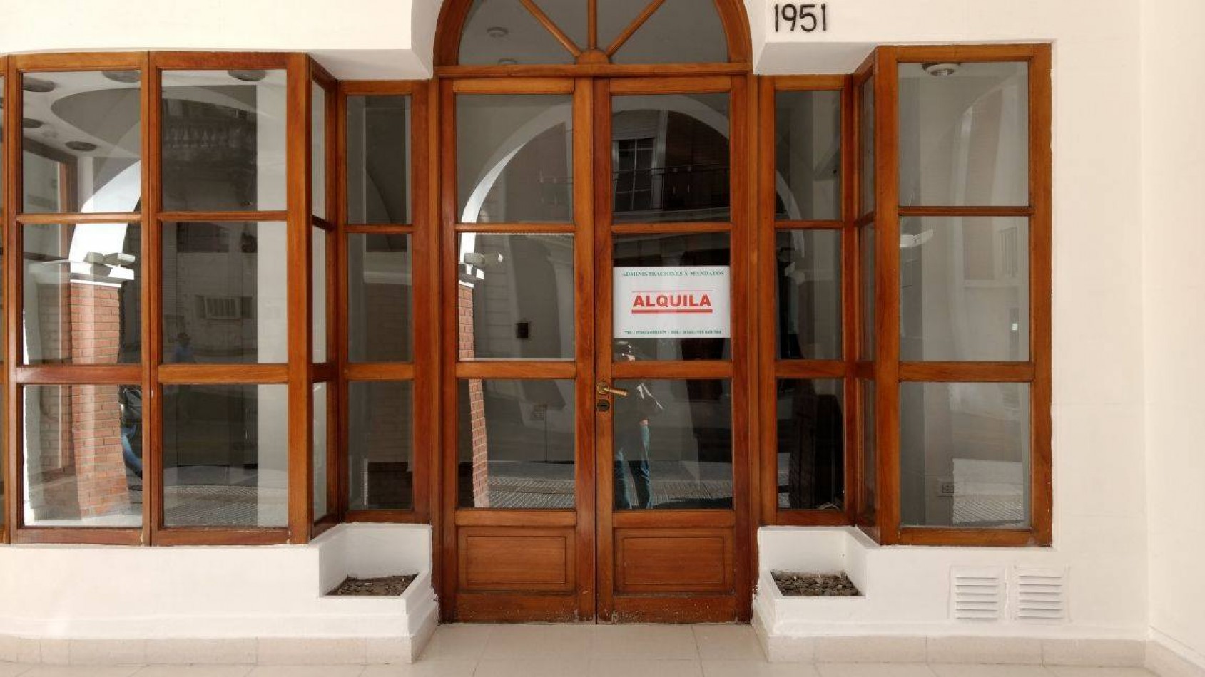 ADMINISTRACIONES Y MANDATOS - ALQUILA - LOCAL COMERCIAL