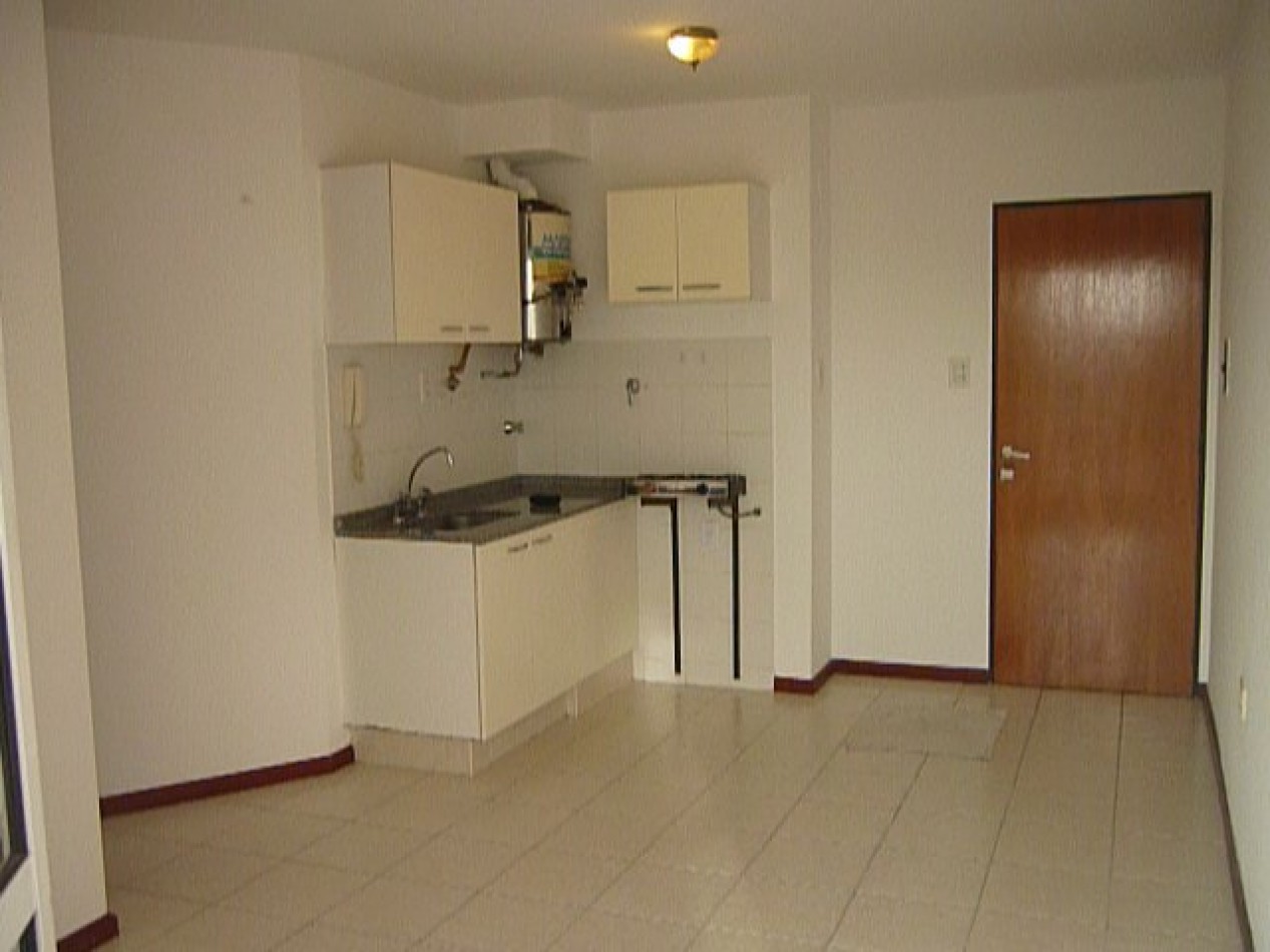 ADMINISTRACIONES Y MANDATOS - ALQUILA - MONOAMBIENTE - CENTRO